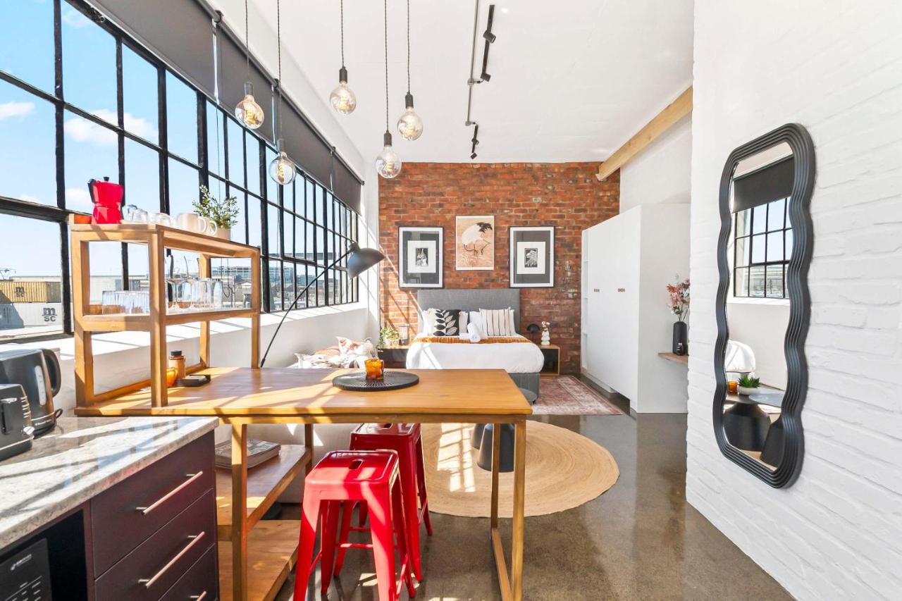 Trendy Salt River Loft Apartment - 2