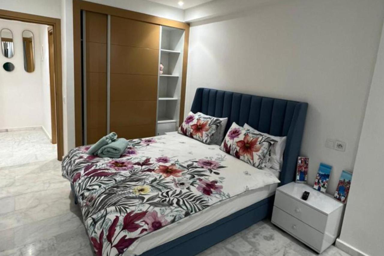 1 Bed Apartment - Balcony Wifi Parking - 2