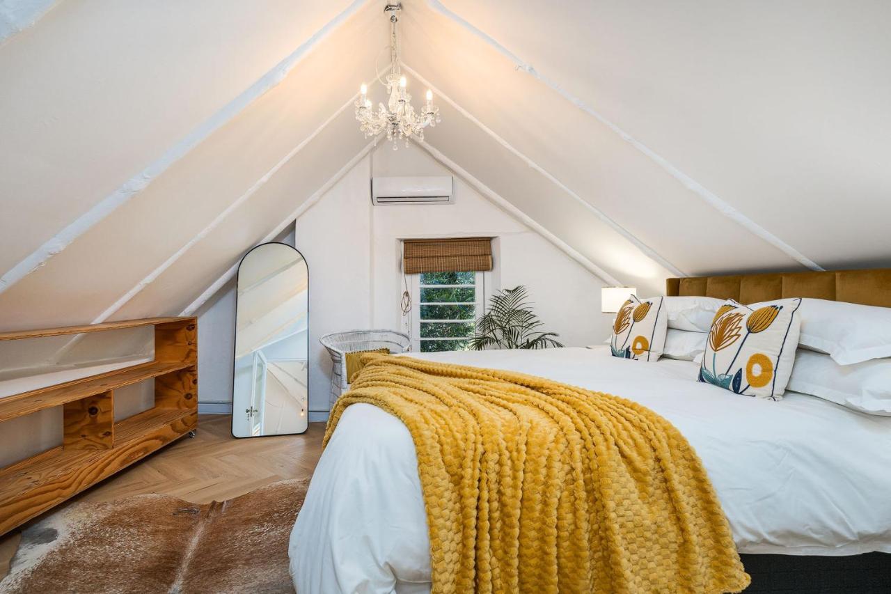 Falcon House Luxury Apartments - 2