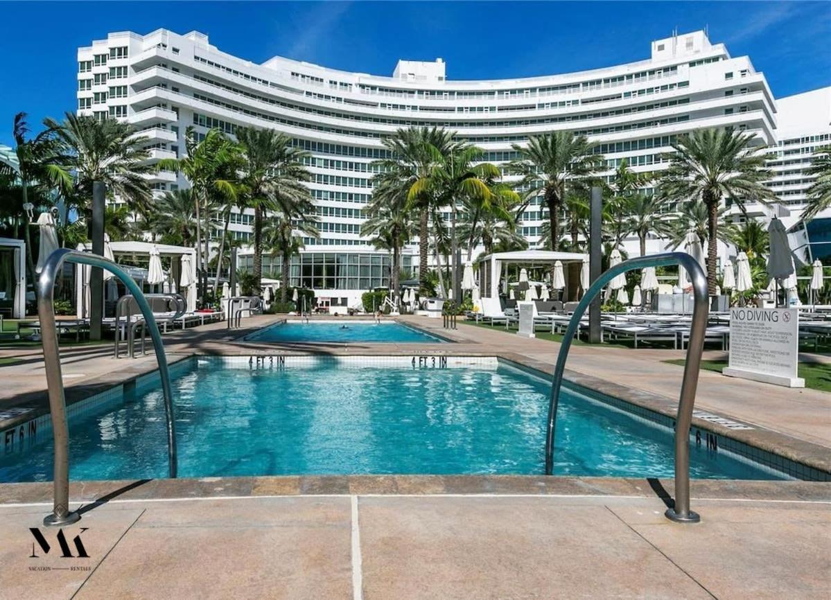 FontaineBleau Resort Ocean plus Bay View w Balcony