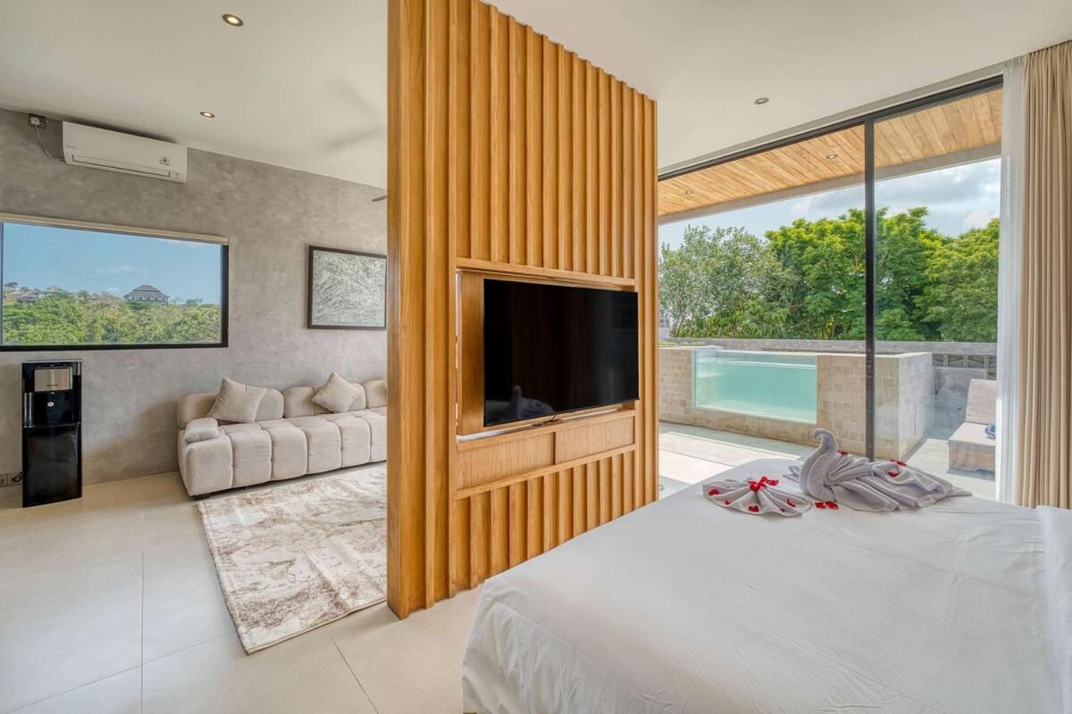 Elourea 1BR Apt Rooftop Jacuzzi In Uluwatu - 2