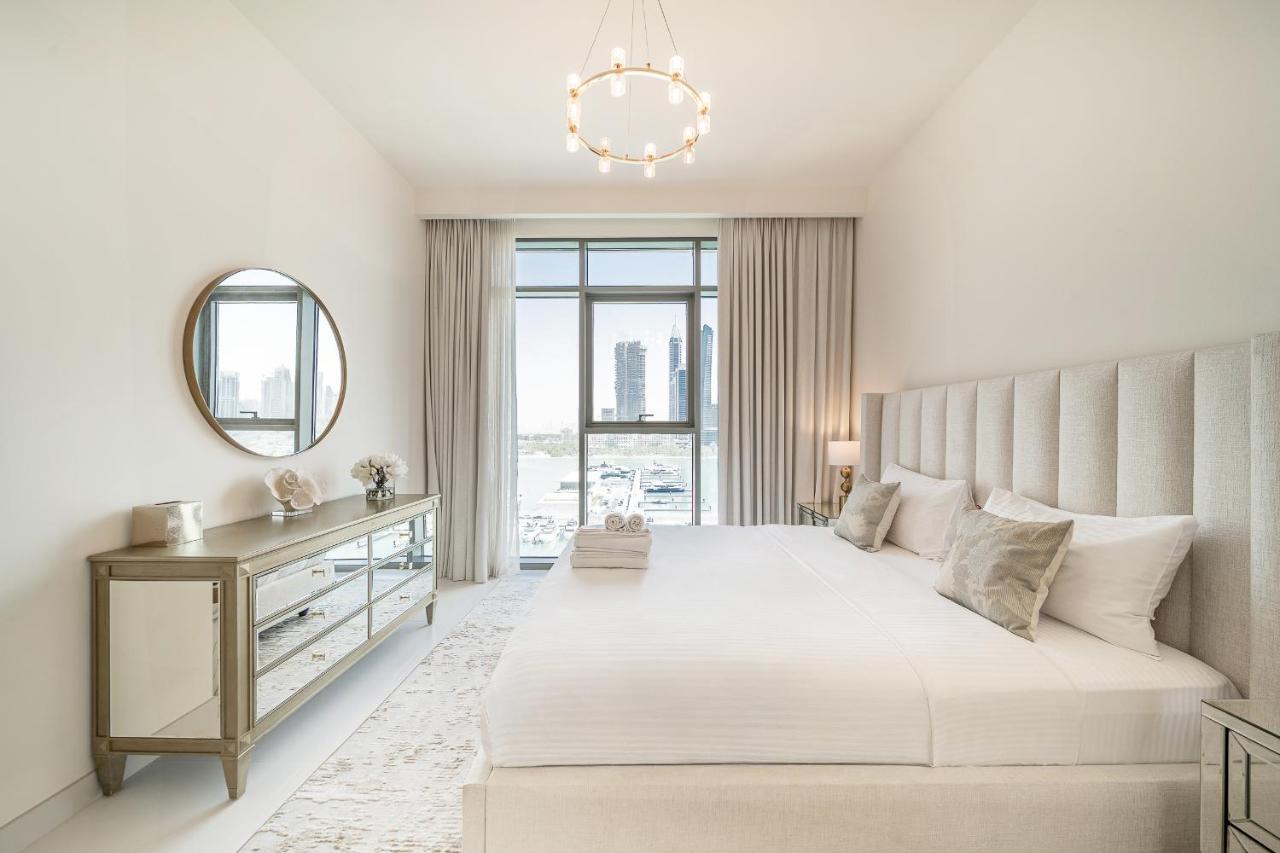 Modern 2BR Retreat with Stunning Sea Views - 2