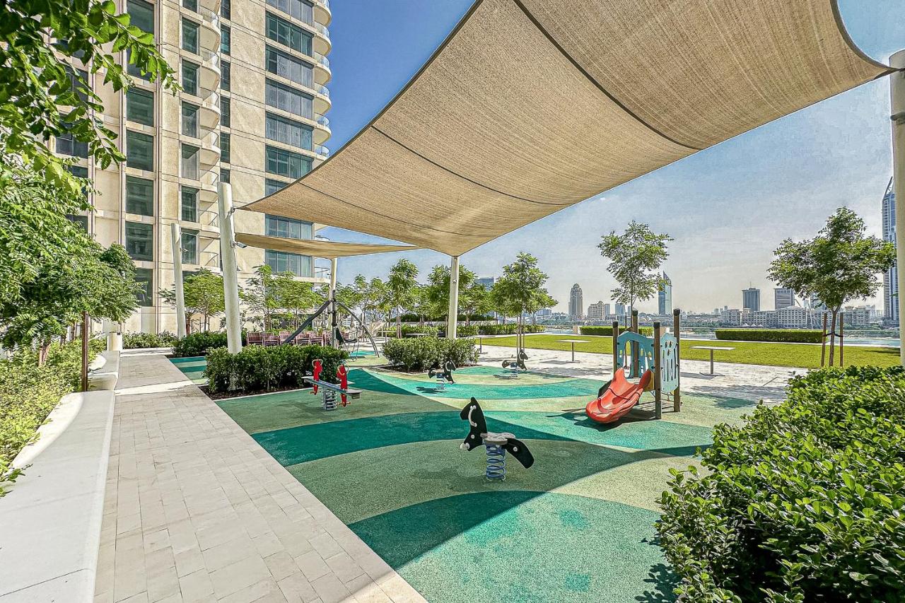 Modern 2BR Retreat with Stunning Sea Views - 4