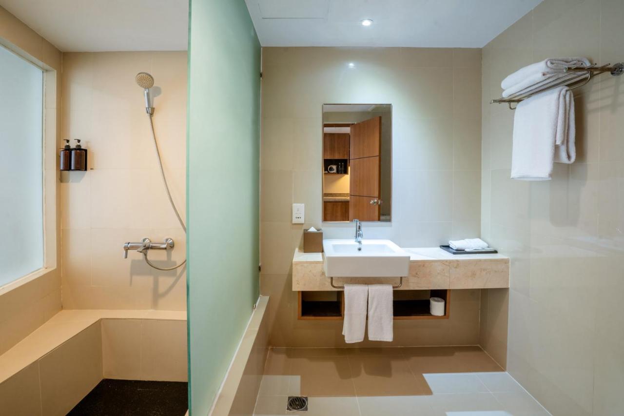 Cross Vibe Paasha Atelier Bali Kuta - 3