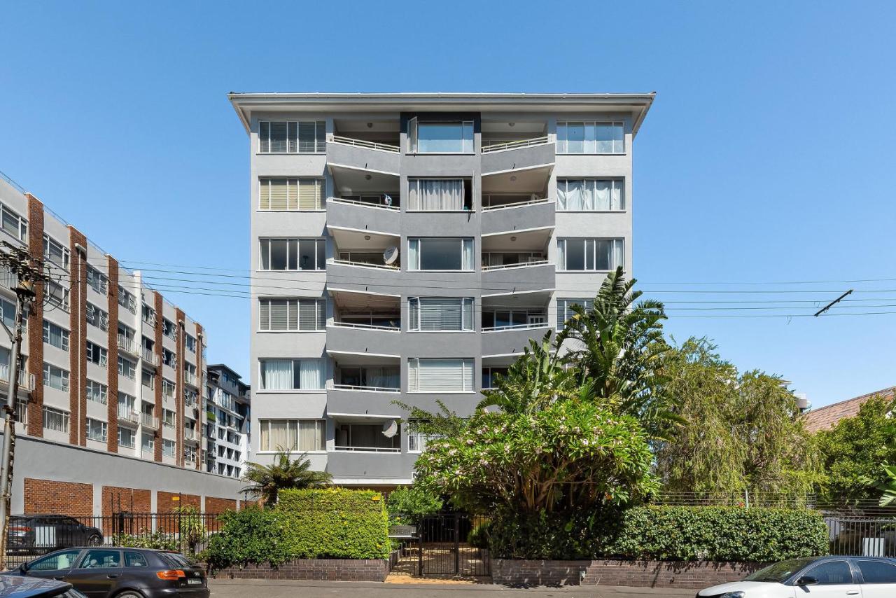 Affordable Comfort in Sea Point Retreat - 3