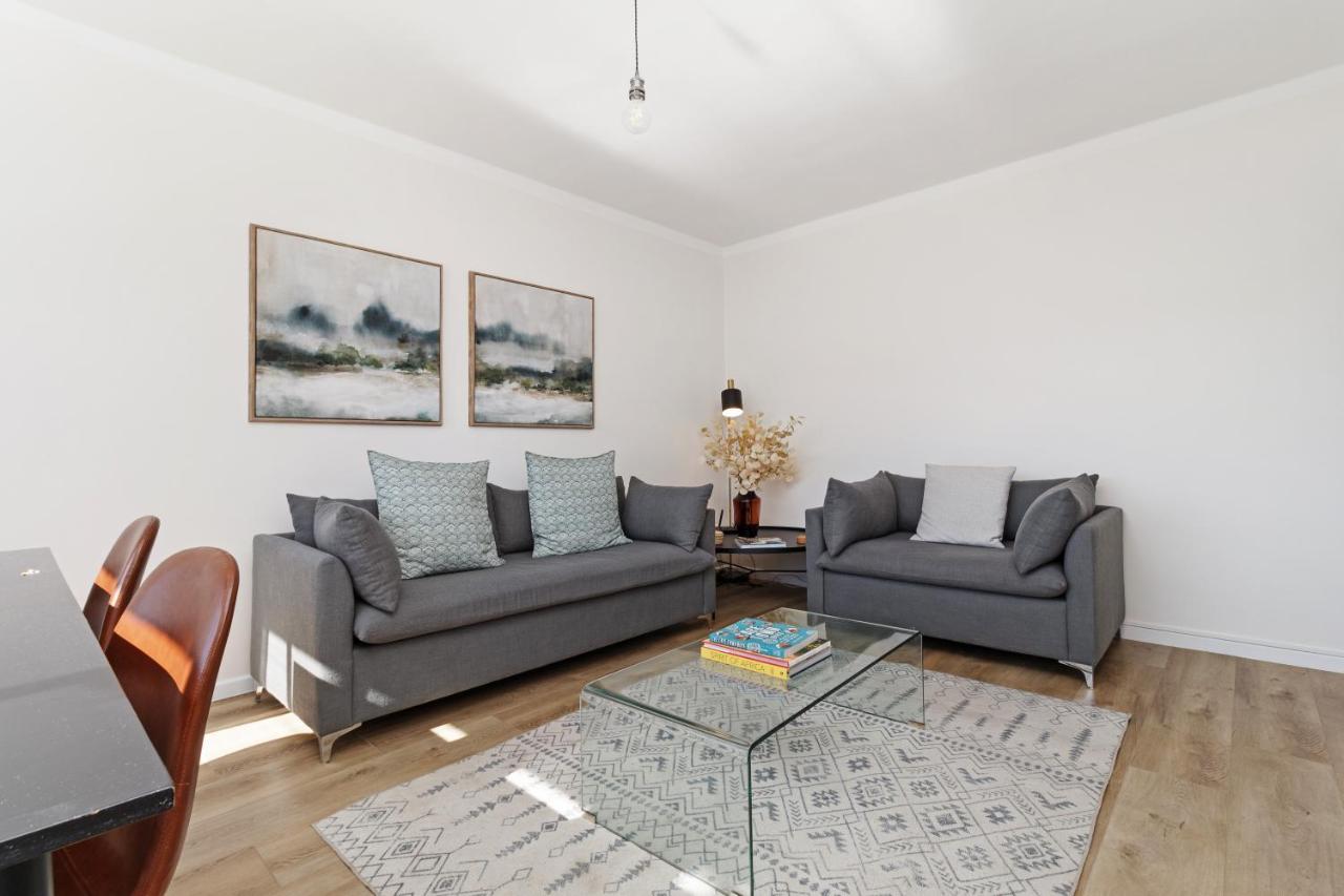 Affordable Comfort in Sea Point Retreat - 2