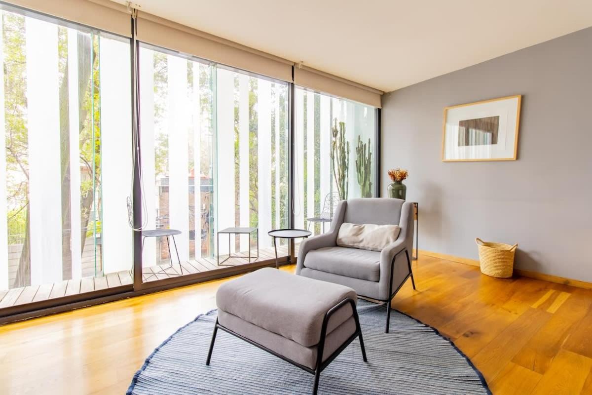 Capitalia Opulent Loft Chic Sleek Design - 4