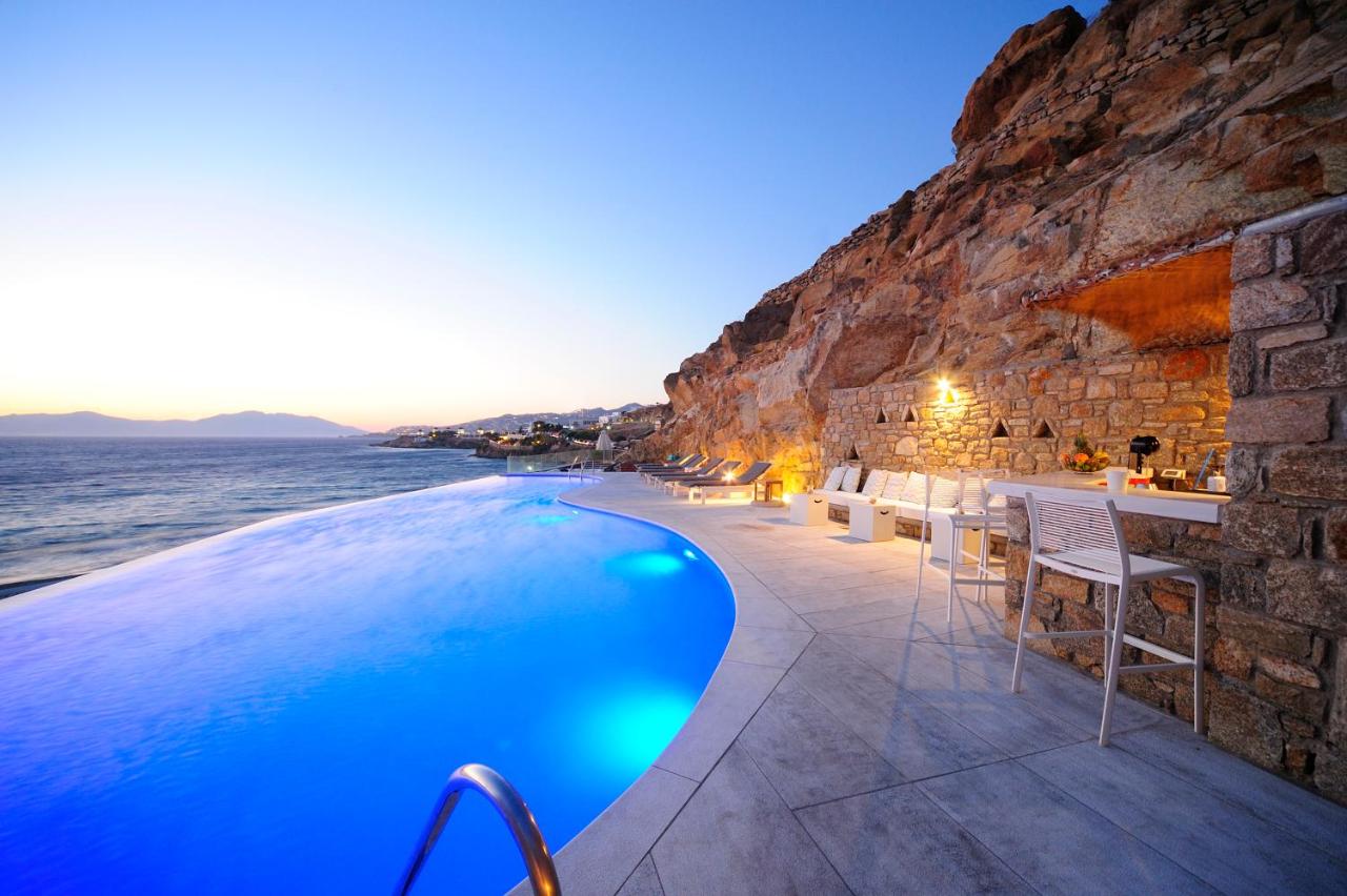Image: Mykonos Beach Hotel