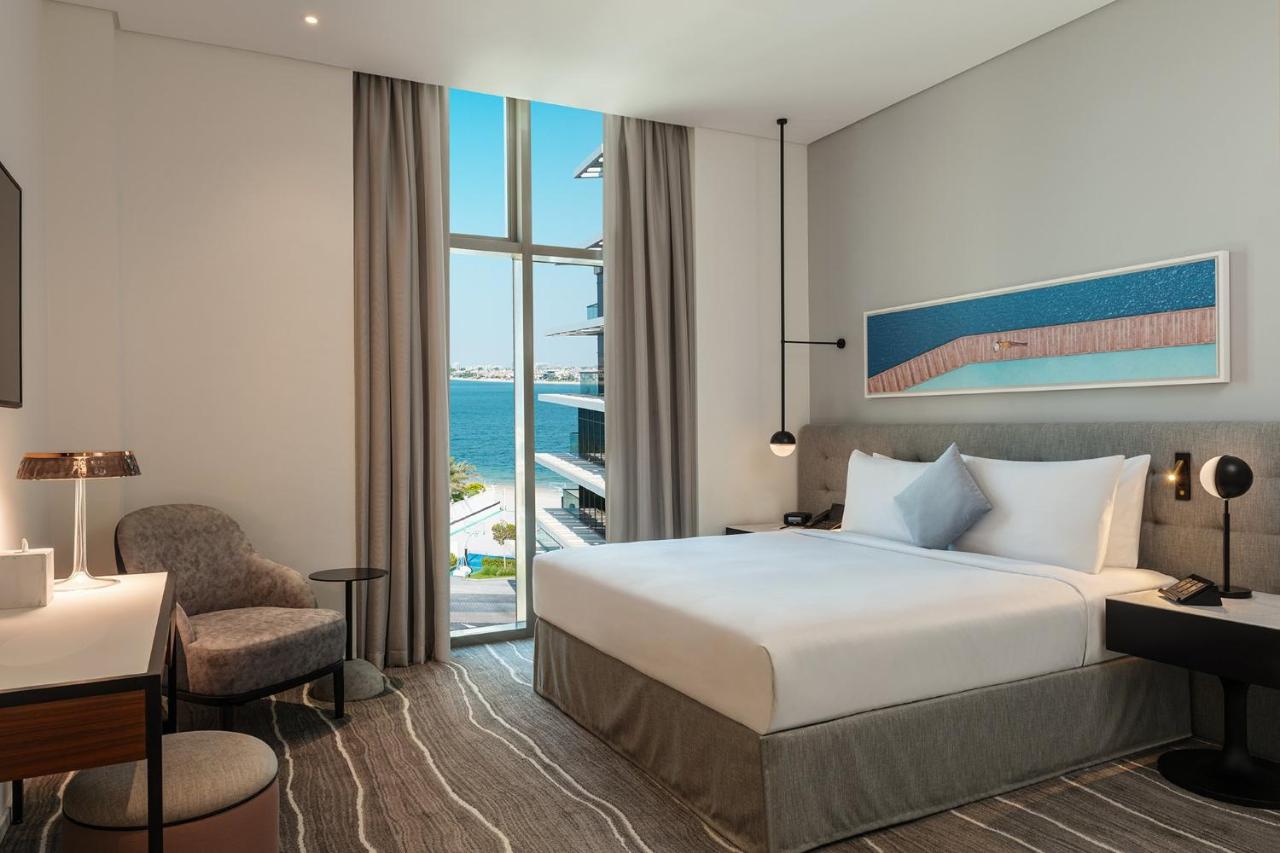 Th8 Palm Dubai Beach Resort, Vignette Collection by IHG - 2