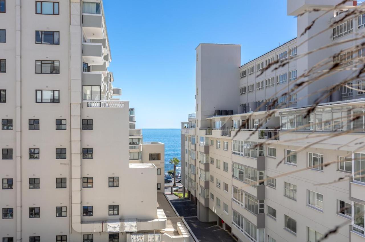 Stay Blissful at The Flamingo - 2