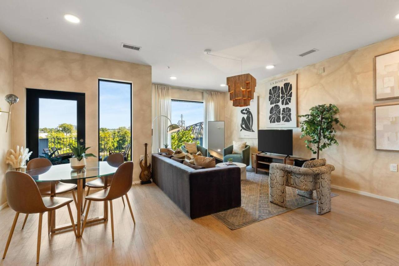 Lovely River View Walk to Downtown has Garage and Balcony - 4