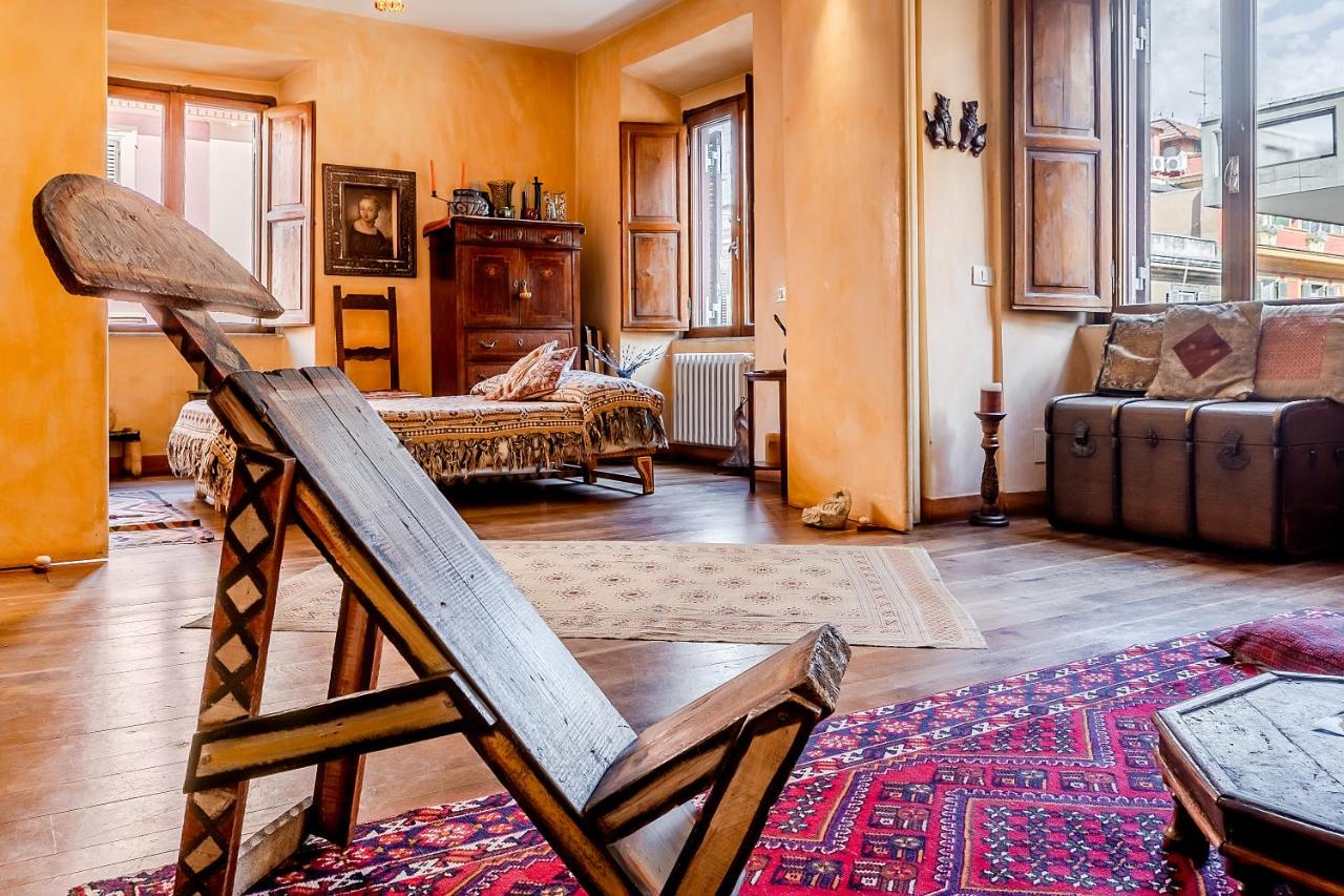 Charming Bright Colosseum apartment - 2