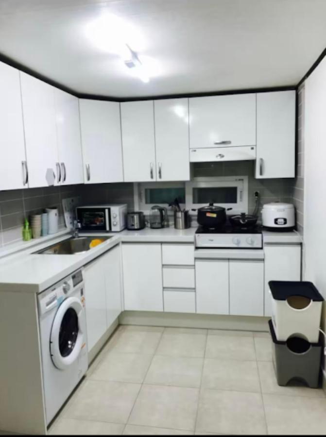 Itaewon Duck Duck Share House - 4