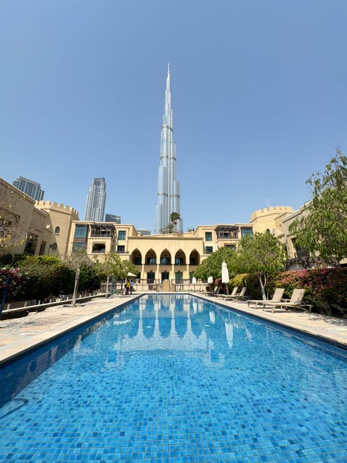 Souk Al Bahar Lavish 1-bedroom apartment with Burj Khalifa view at your doorstep by Norbu Holiday Homes - 4