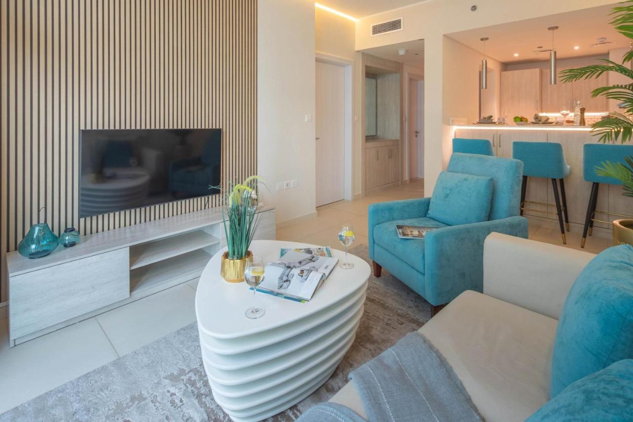 Frank Porter - Seven Hotel & Apartments - 5