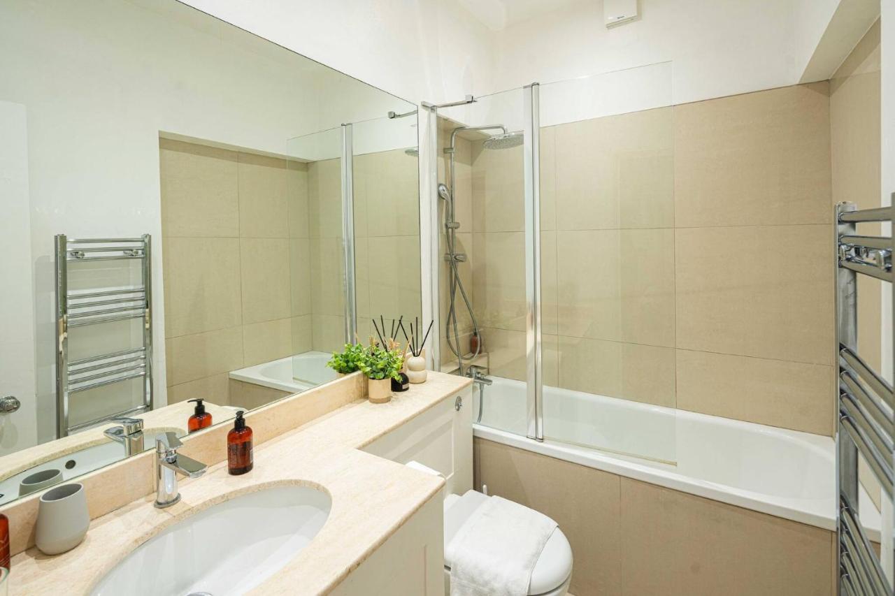 Oasis in Earl’s Court - 3