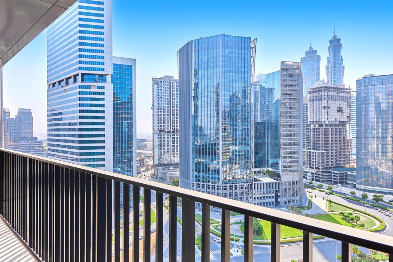 Luxury 1BR in Central Business Bay - 4