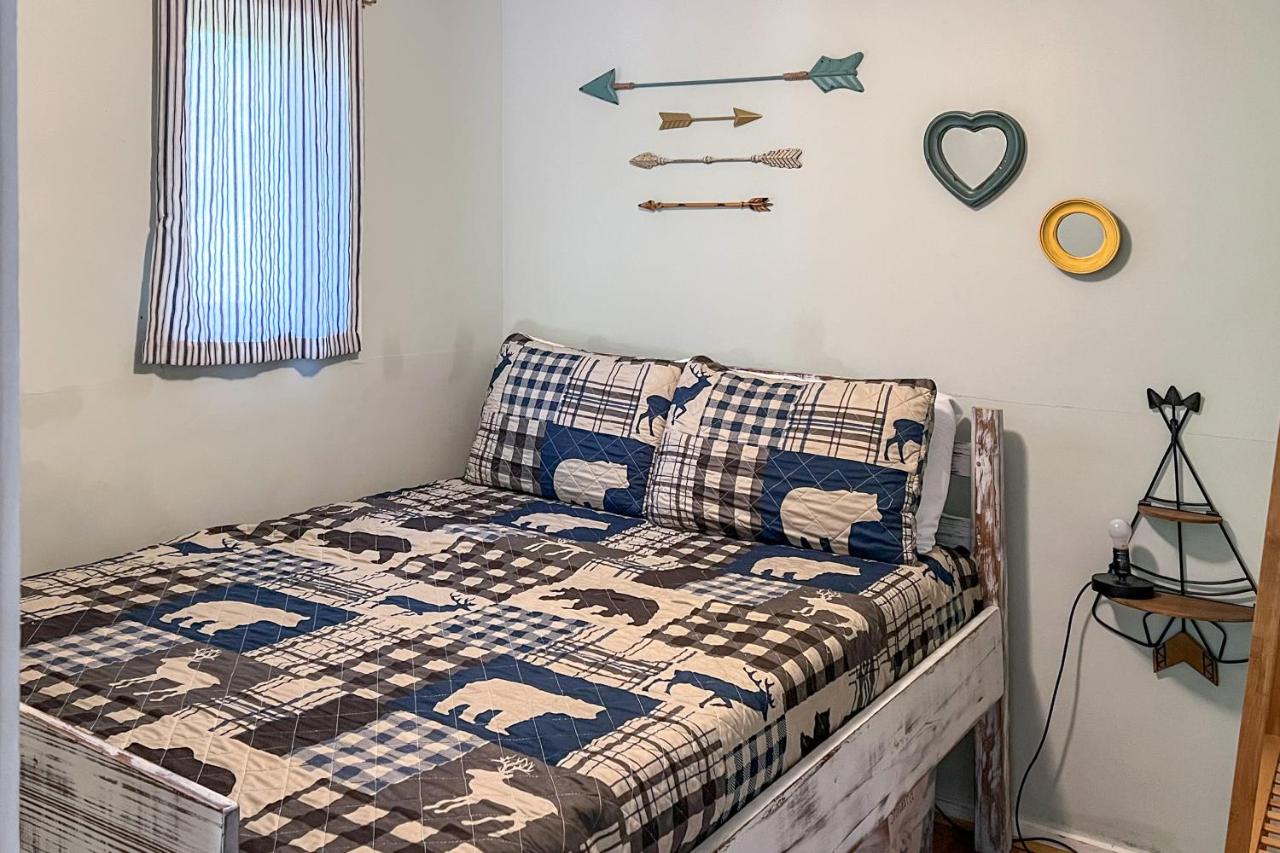 Lodging on Center Hill Lake — photo 14
