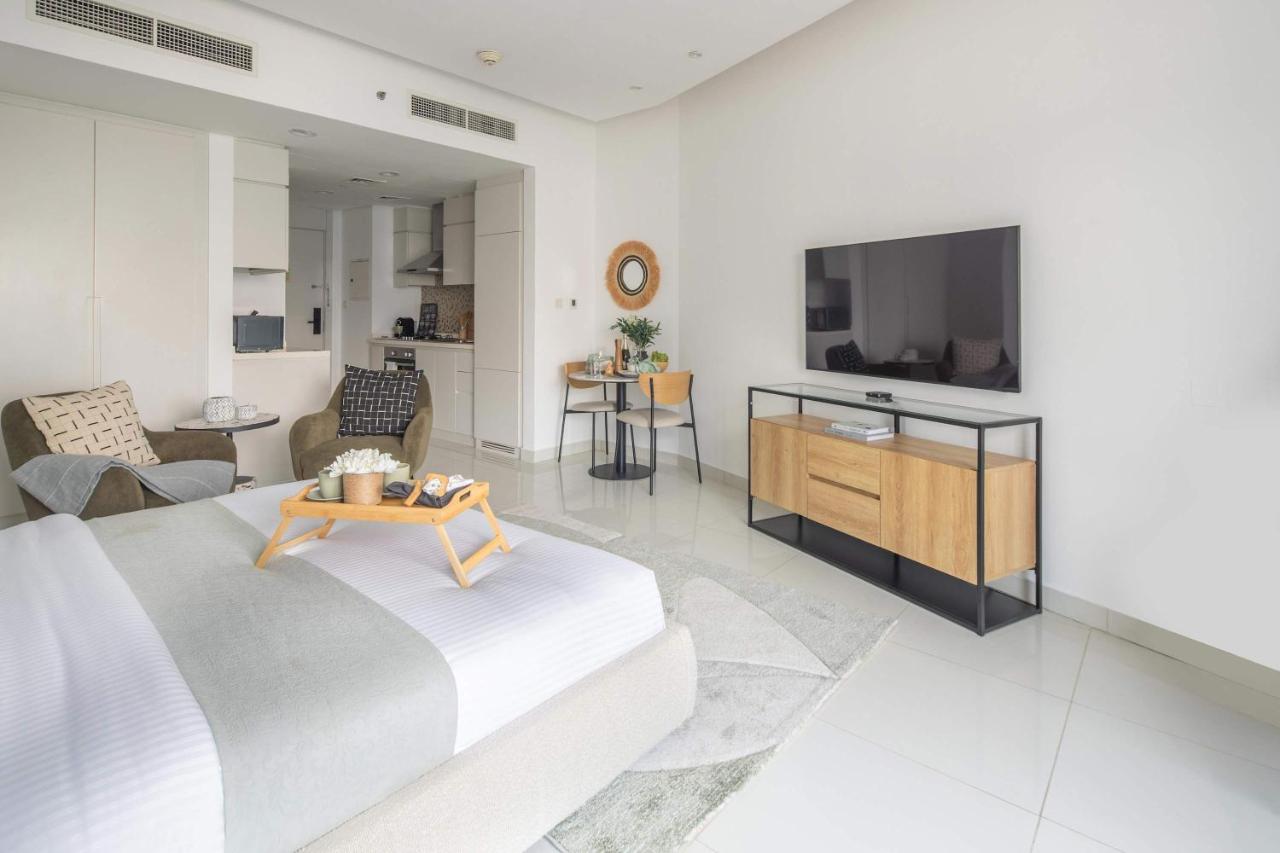 Frank Porter - The Vogue, Business Bay - 5