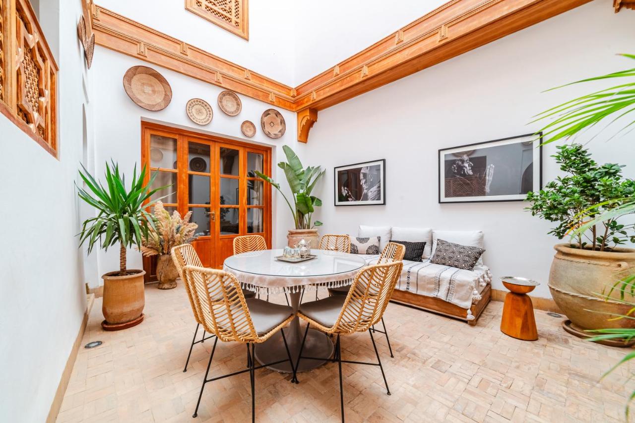 RIAD THE MILESTONE - 5