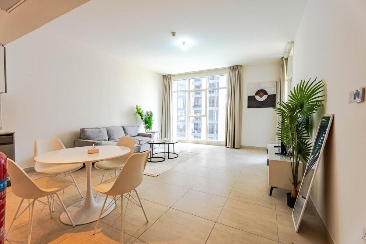 Reem Island Modern 1BR Pool, Gym, City View - 3