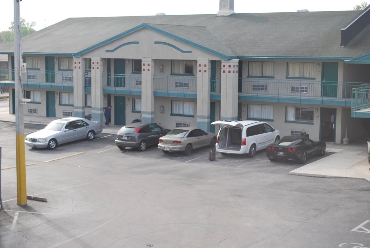 Tiger Villa Motel — photo 16