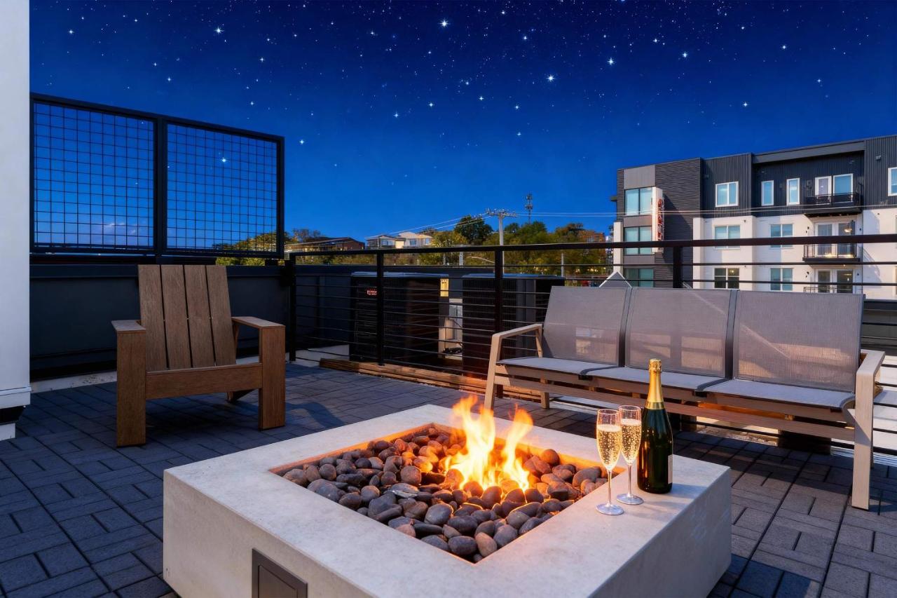 8BR Rooftops with Hot Tub Fire Pit Skyline Views - 4