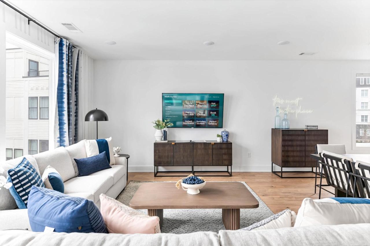 Rooftop Hot Tub Fire Pit 6BR Near Broadway - 4