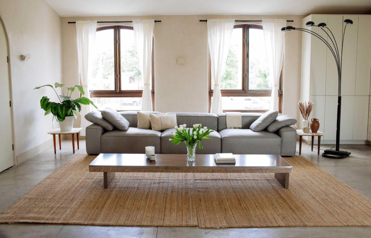 Stylish Penthouse in West Hollywood - 4