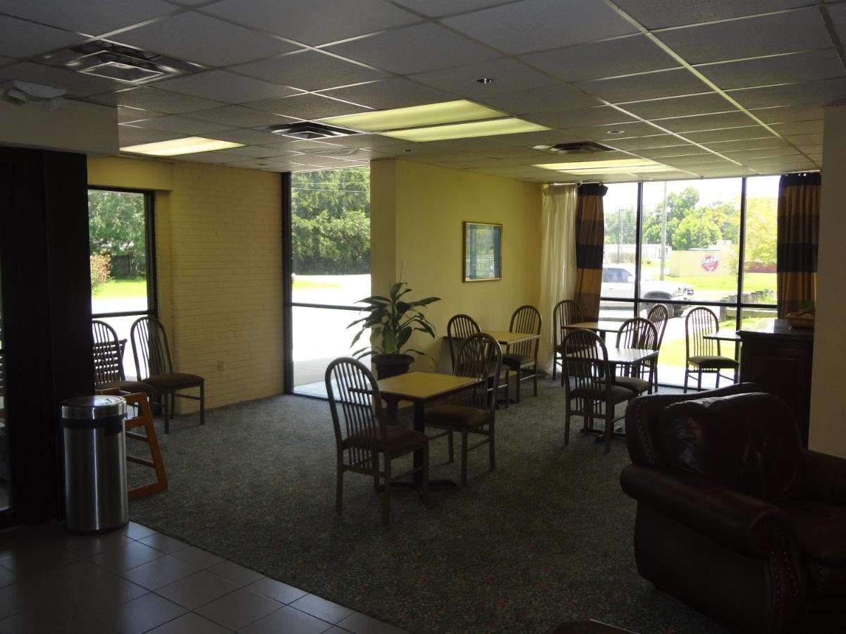Best Inn Formerly Known as M Star Hotel — photo 10