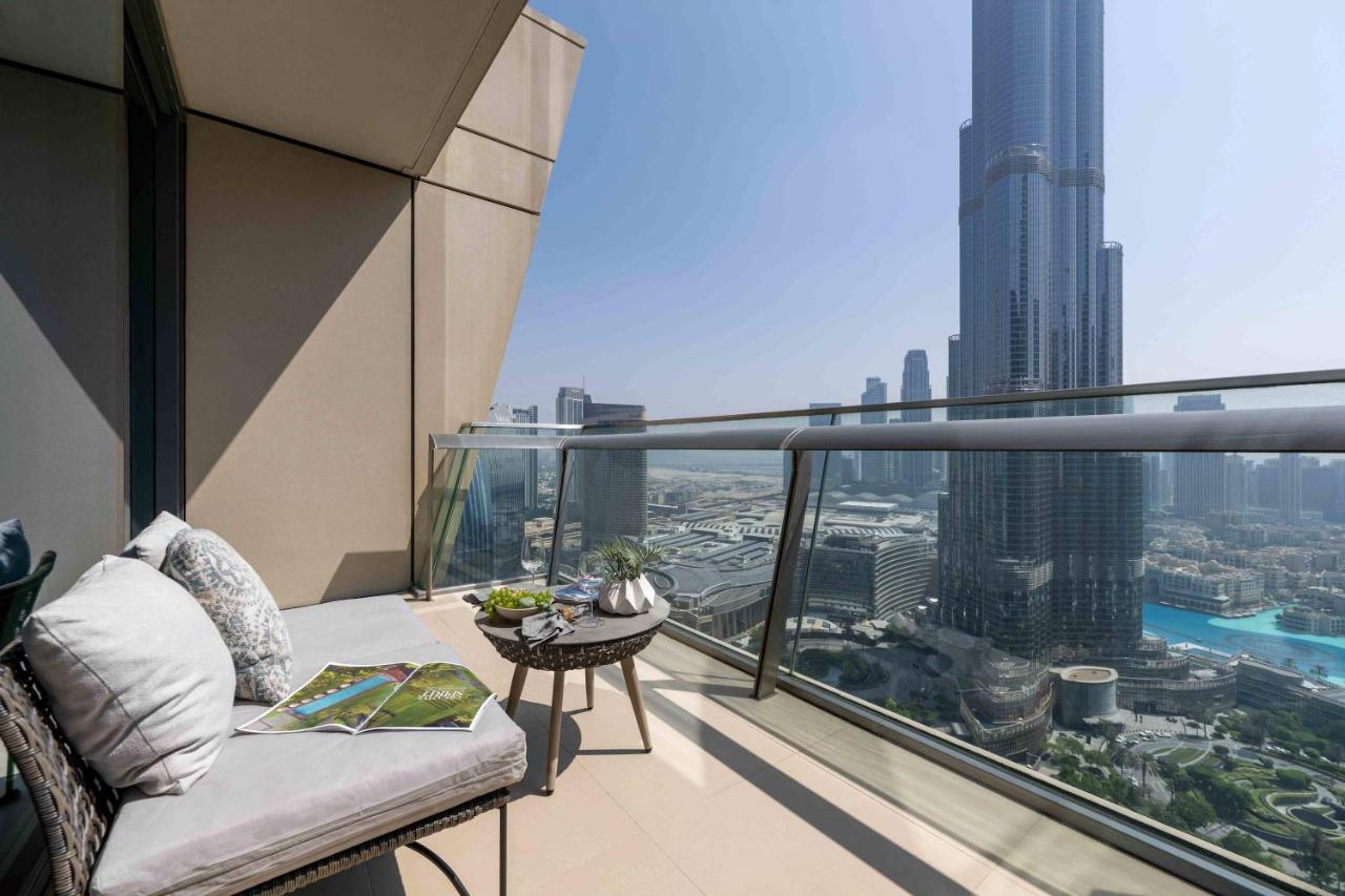 Frank Porter - Burj Vista 1