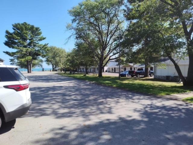 Wolverine Court Resort & Motel — photo 23