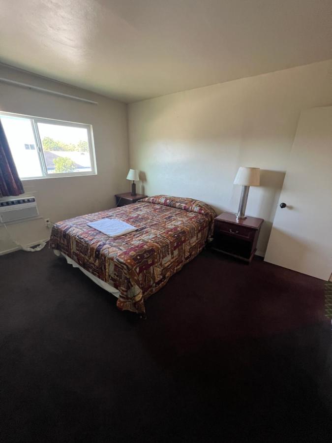 York Motel Inc — photo 16