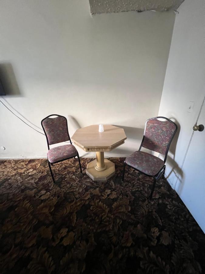 York Motel Inc — photo 24
