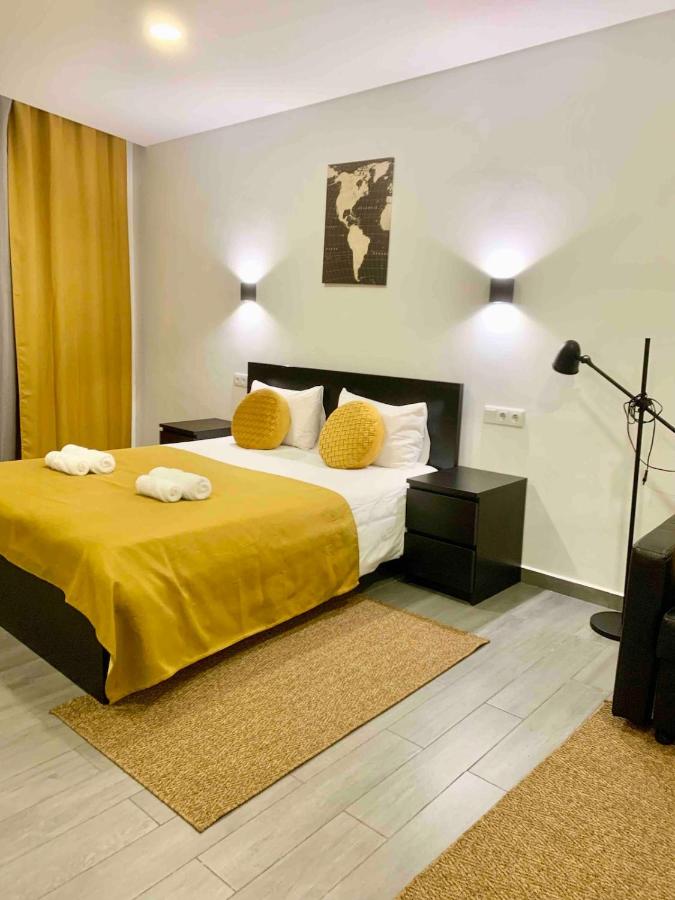 Almada Downtown 102