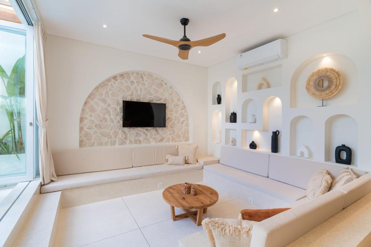 Minimalist 2BR Mediterranean Villa Private Pool - 3