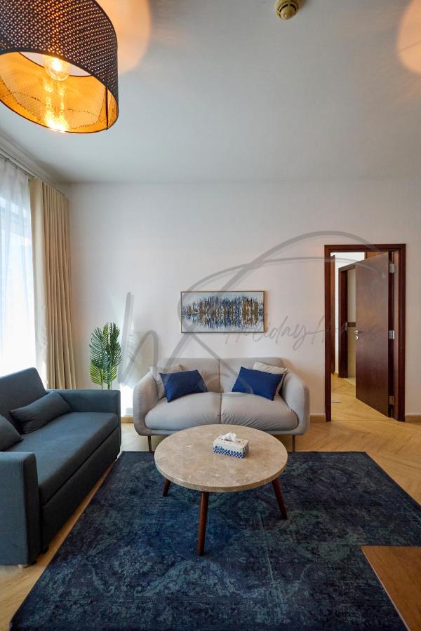 Full Burj Khalifa and Fountain Views 2BHK Apartment by WS Holiday Homes - 5