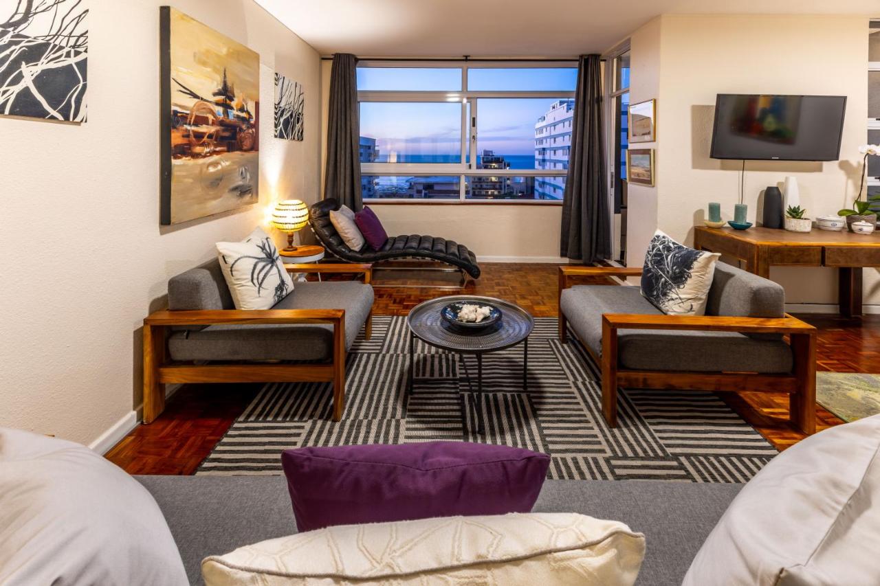 Trendy Hotspot Sea and Mountain Views and cafes - 5