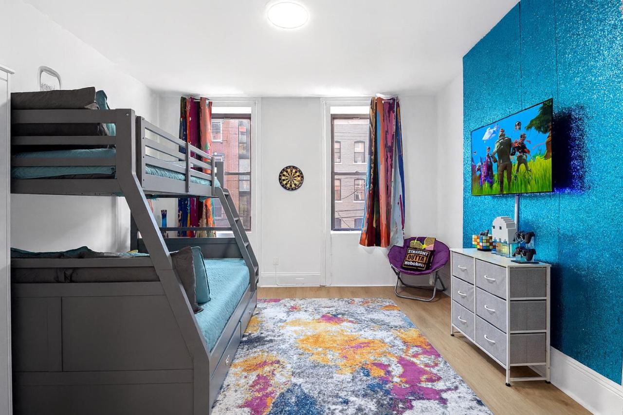 Hoboken Hideaway - Walk to Transit - 15 Mins to NYC - 5