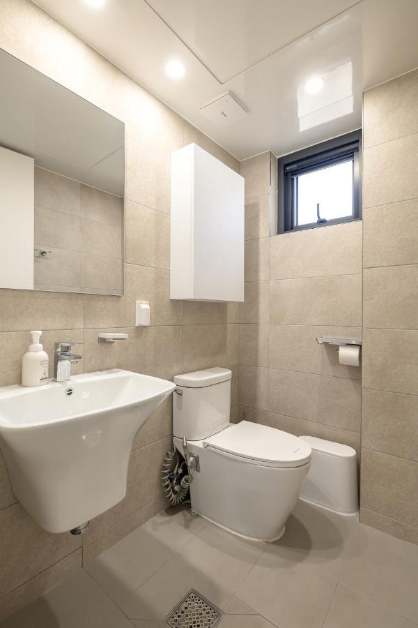 EXTAY mansion-New 3BR 2Bath Family Apartment with Elevator, 9-minutes Walk to Hongdae Station - 5