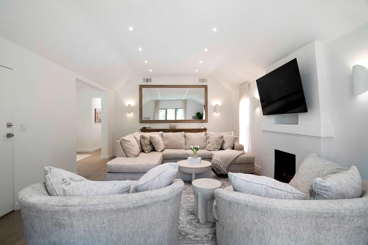 Remodeled 3-Bedroom Retreat in LA - 5