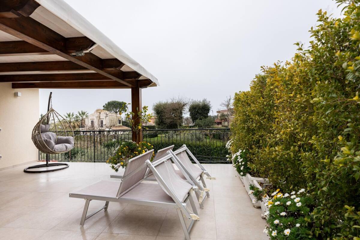 OrangeSun Holiday Home x12 with parking - 5