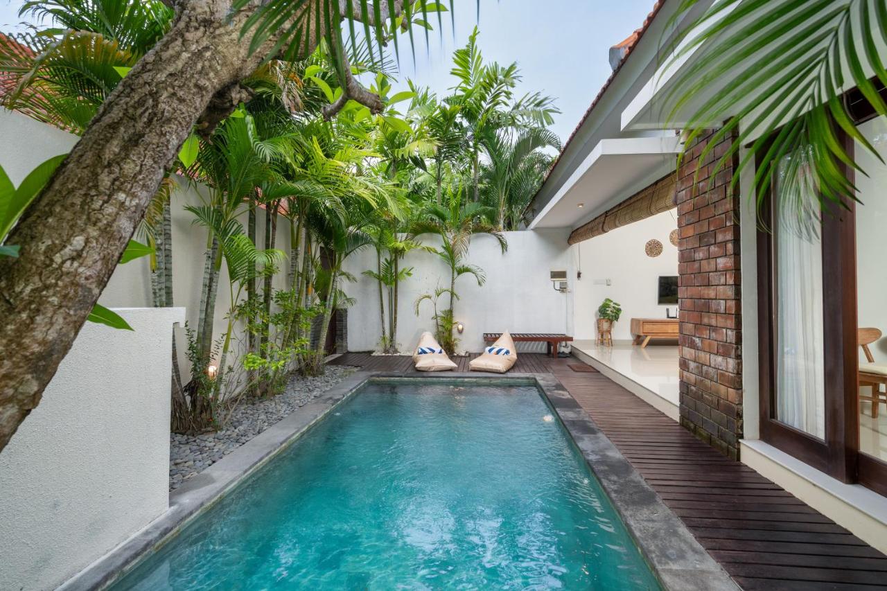 Honeymoon Villa Aisha in The Heart of Legian - 4