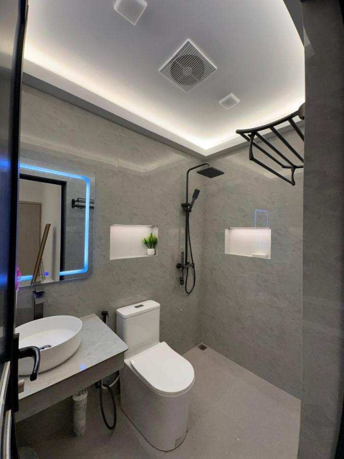 Fovahi Shark View Inn - 3