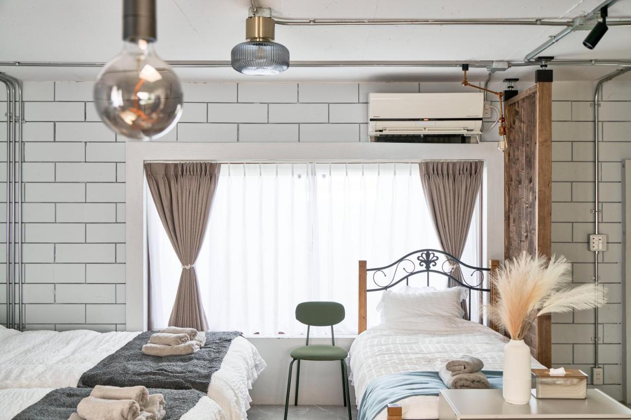 Fuufu House Tokyo Yotsuya - No Elevator 3F WalkUp - 2