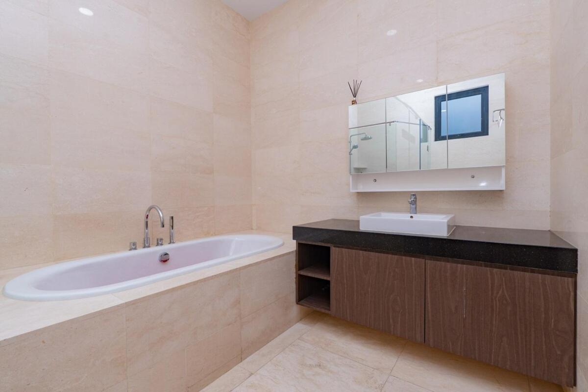 Dream Living - Free GYM & Swimming Pool - 3