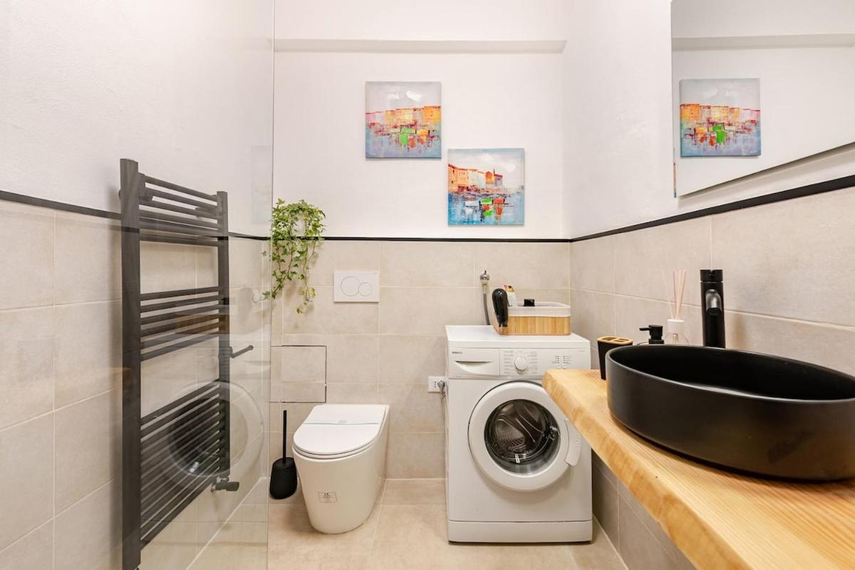 Modern Studio 10 min to Venice - 3