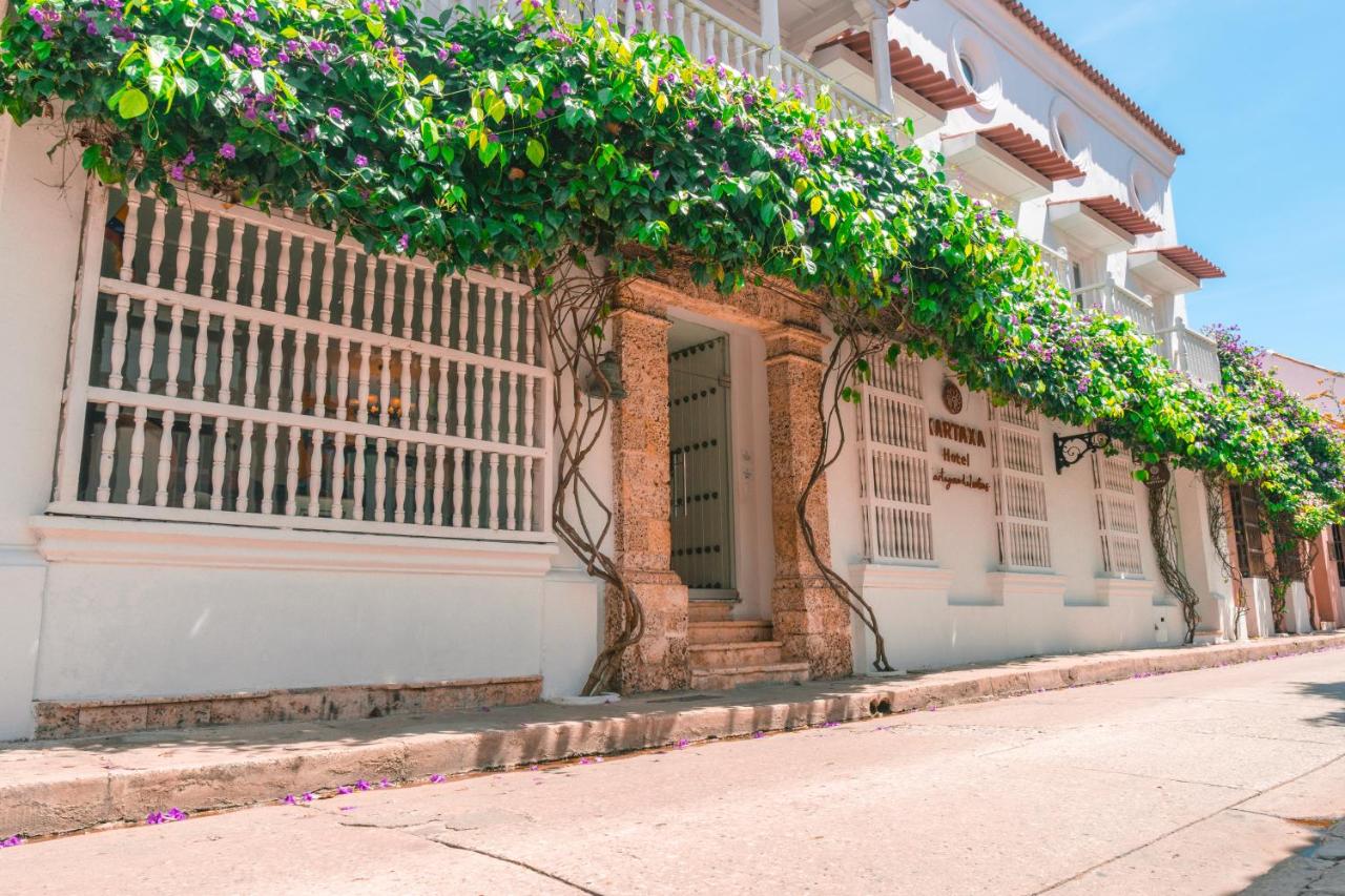 Hotel Kartaxa — quarto