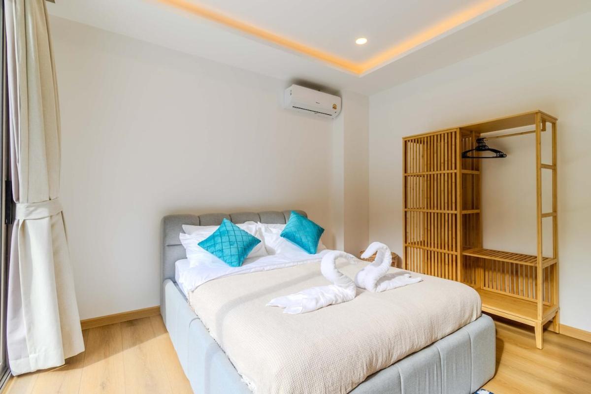 V255 Huge Brand-New 7BR Pool Villa Rooftop View - 3