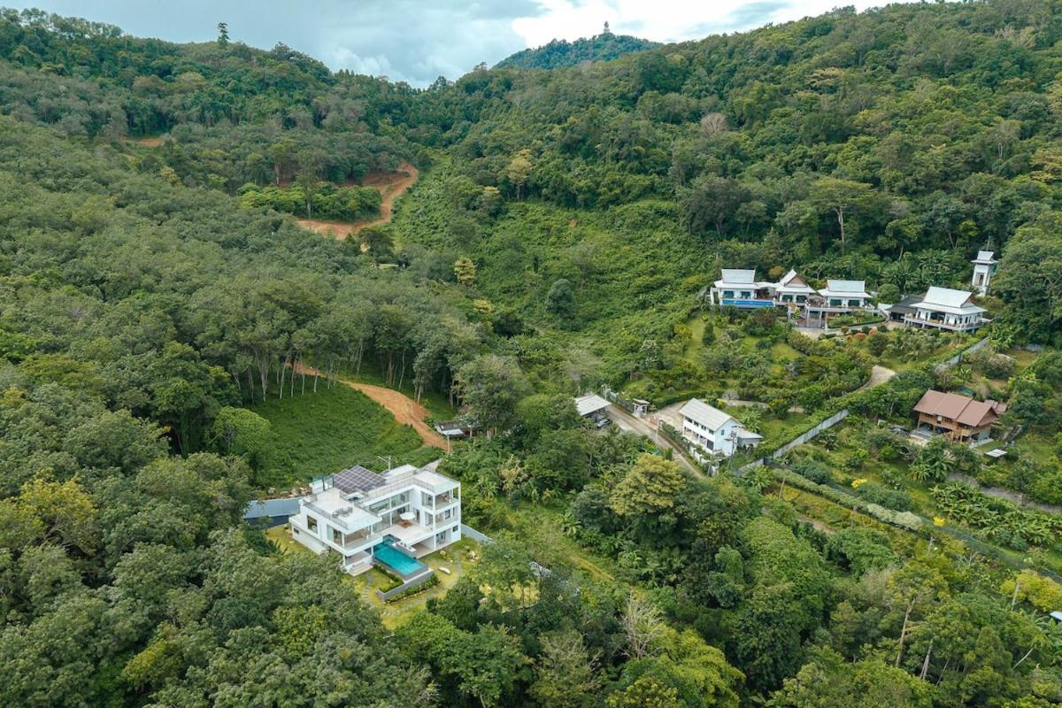 V255 Huge Brand-New 7BR Pool Villa Rooftop View - 5